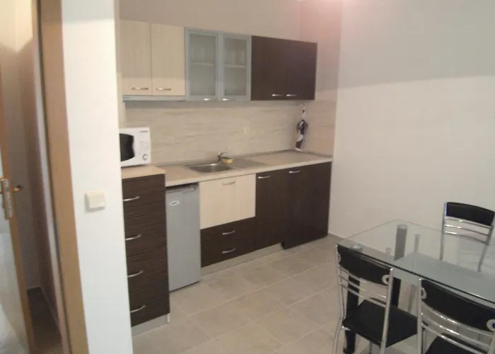 Nicol In Hermes Complex Apartamento